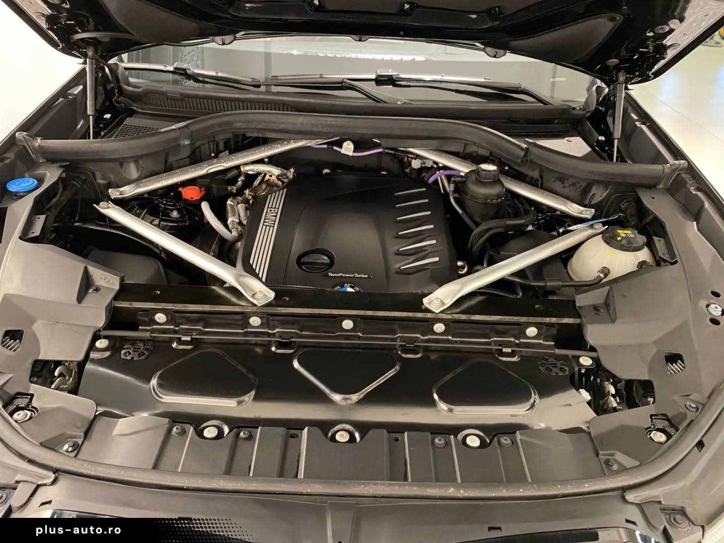 BMW X5 xDrive30d M Sport Standheizung Massage AHK