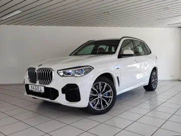 BMW X5 xDrive 45 e M Sport HiFi HUD Pano Leder AHK L