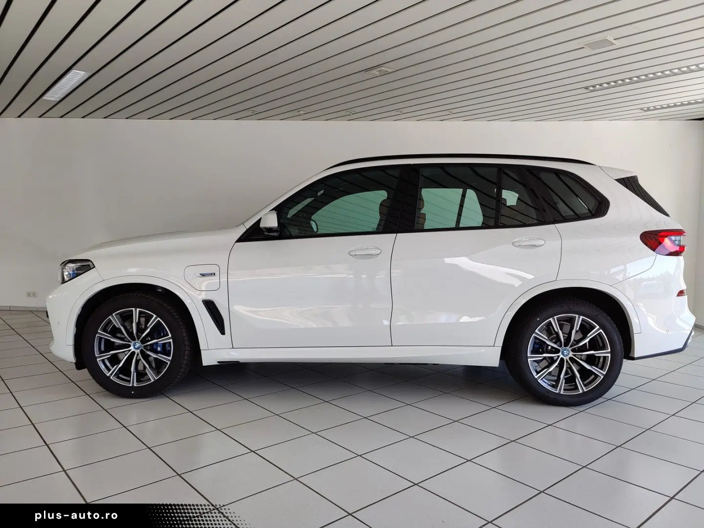 BMW X5 xDrive 45 e M Sport HiFi HUD Pano Leder AHK L
