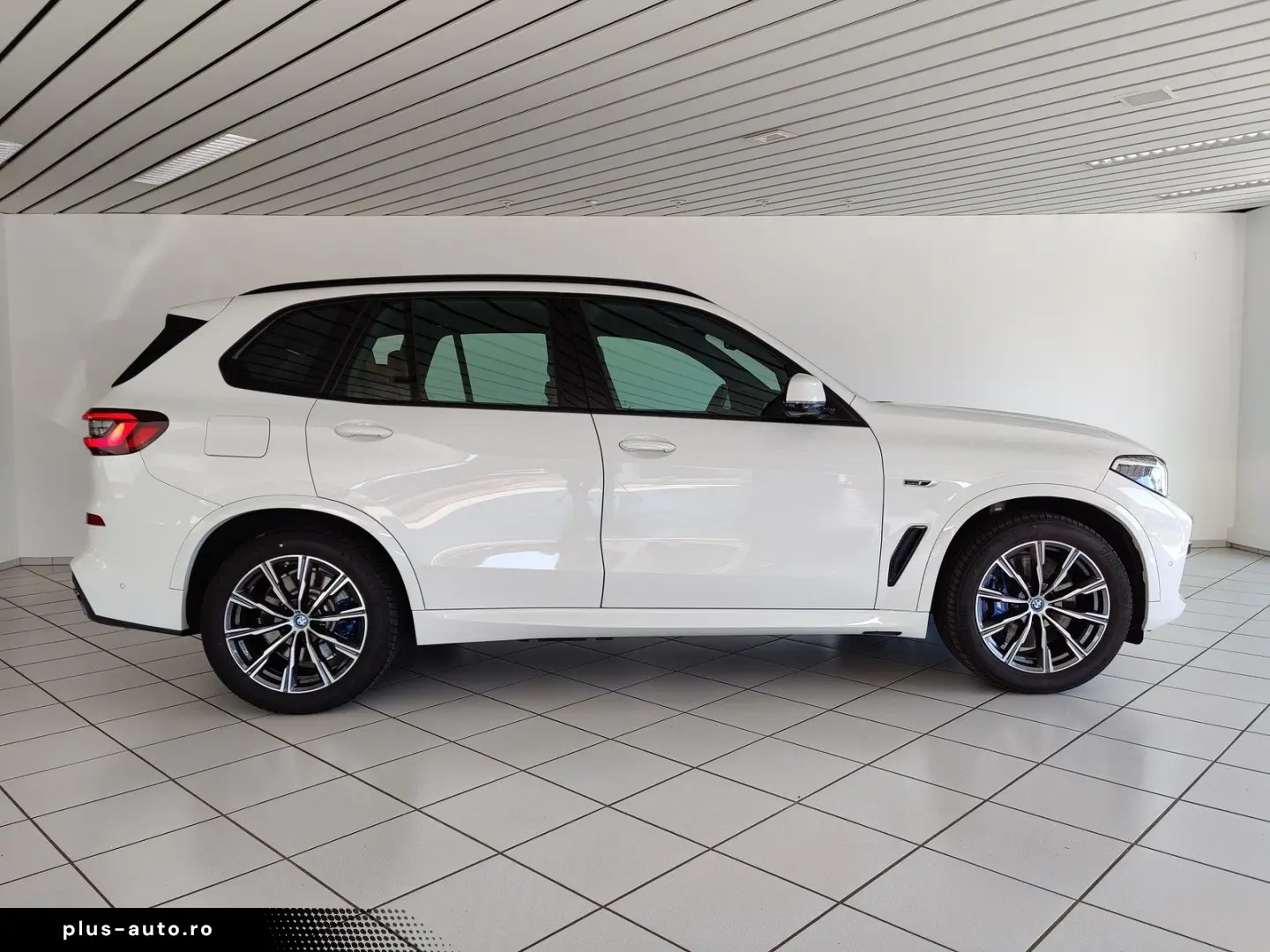 BMW X5 xDrive 45 e M Sport HiFi HUD Pano Leder AHK L