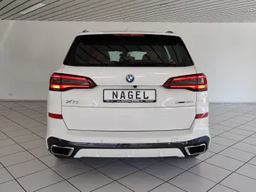 BMW X5 xDrive 45 e M Sport HiFi HUD Pano Leder AHK L