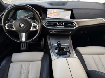 BMW X5 xDrive 40dA M-Sport AHK PANO H K HUD LCProf