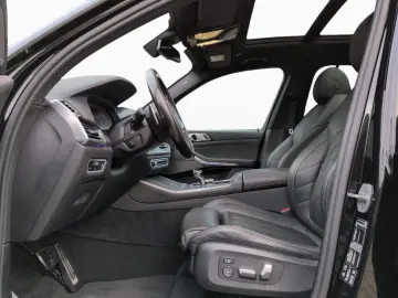 BMW X5 xD40d M SPORT FondEnt ACC AHK TV Pano H K 22