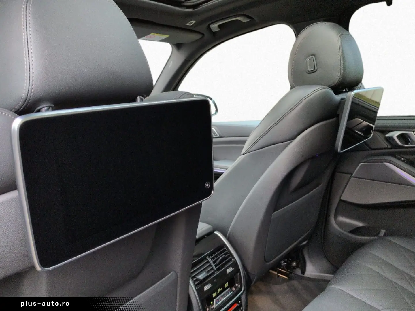 BMW X5 xD40d M SPORT FondEnt ACC AHK TV Pano H K 22