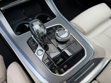 BMW X5 40d M SPORT.SOFT.PANO.SITZBELÜFT.AHK.360 22