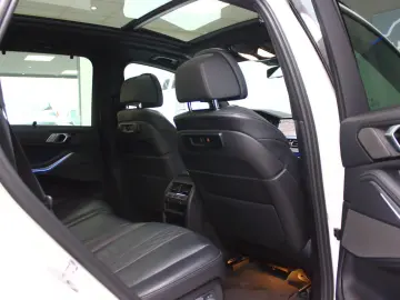 BMW X5 xDrive30dA M-SPORT~DEUTSCH UNFALLFREI 7SITZ~