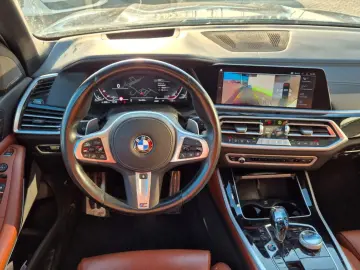 BMW X5 xDrive40d    M-Sport AHK PanoSD adapt.Fw.
