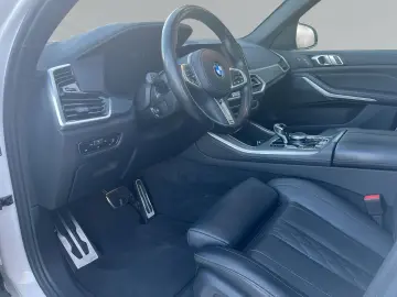 BMW X5 30d M Sport xDrive HUD AHK Pano StandHzg Navi