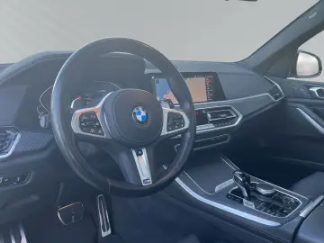 BMW X5 30d M Sport xDrive HUD AHK Pano StandHzg Navi