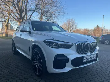 BMW X5 30d M Sport xDrive HUD AHK Pano StandHzg Navi