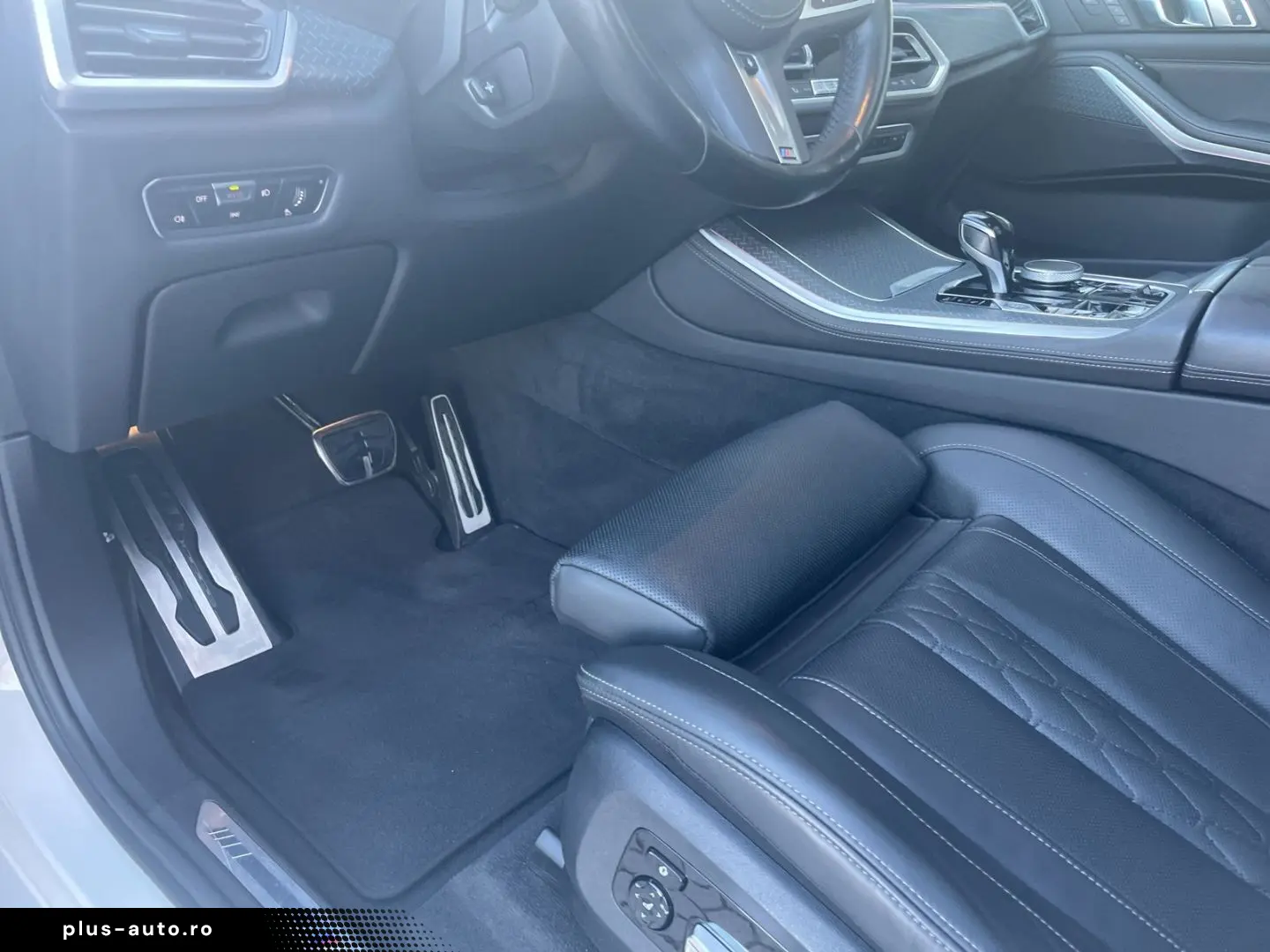 BMW X5 30d M Sport xDrive HUD AHK Pano StandHzg Navi