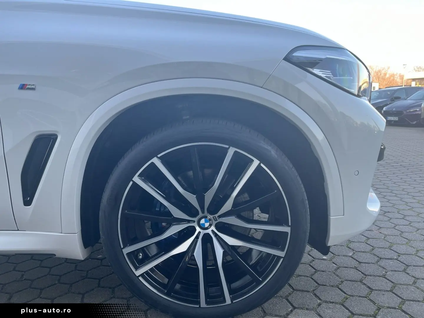 BMW X5 30d M Sport xDrive HUD AHK Pano StandHzg Navi