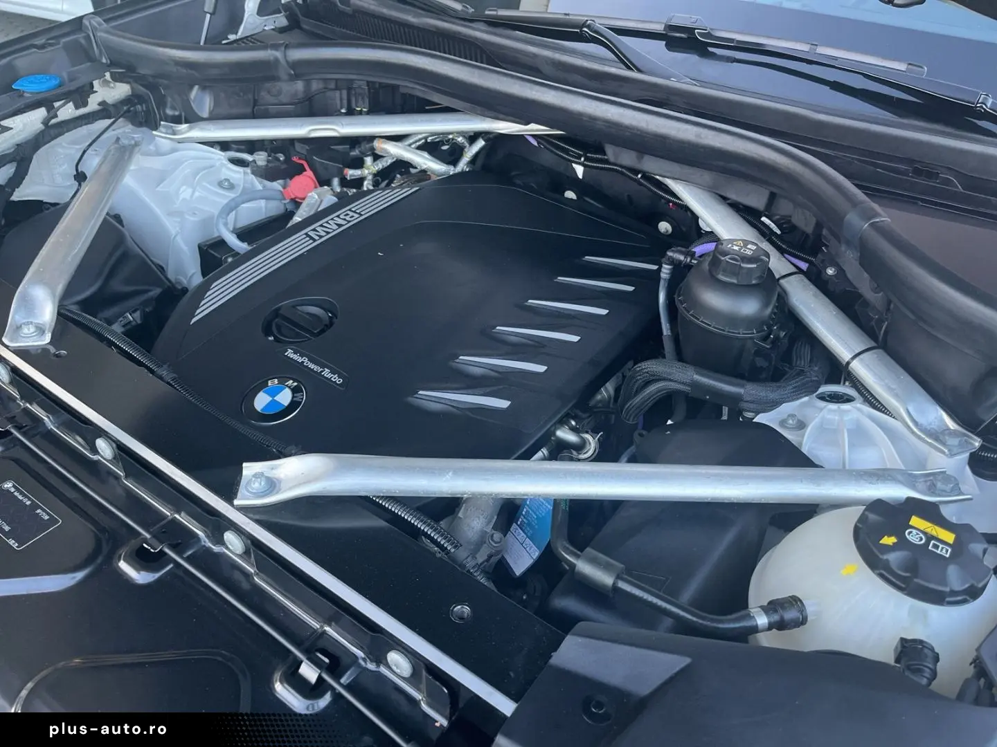 BMW X5 30d M Sport xDrive HUD AHK Pano StandHzg Navi