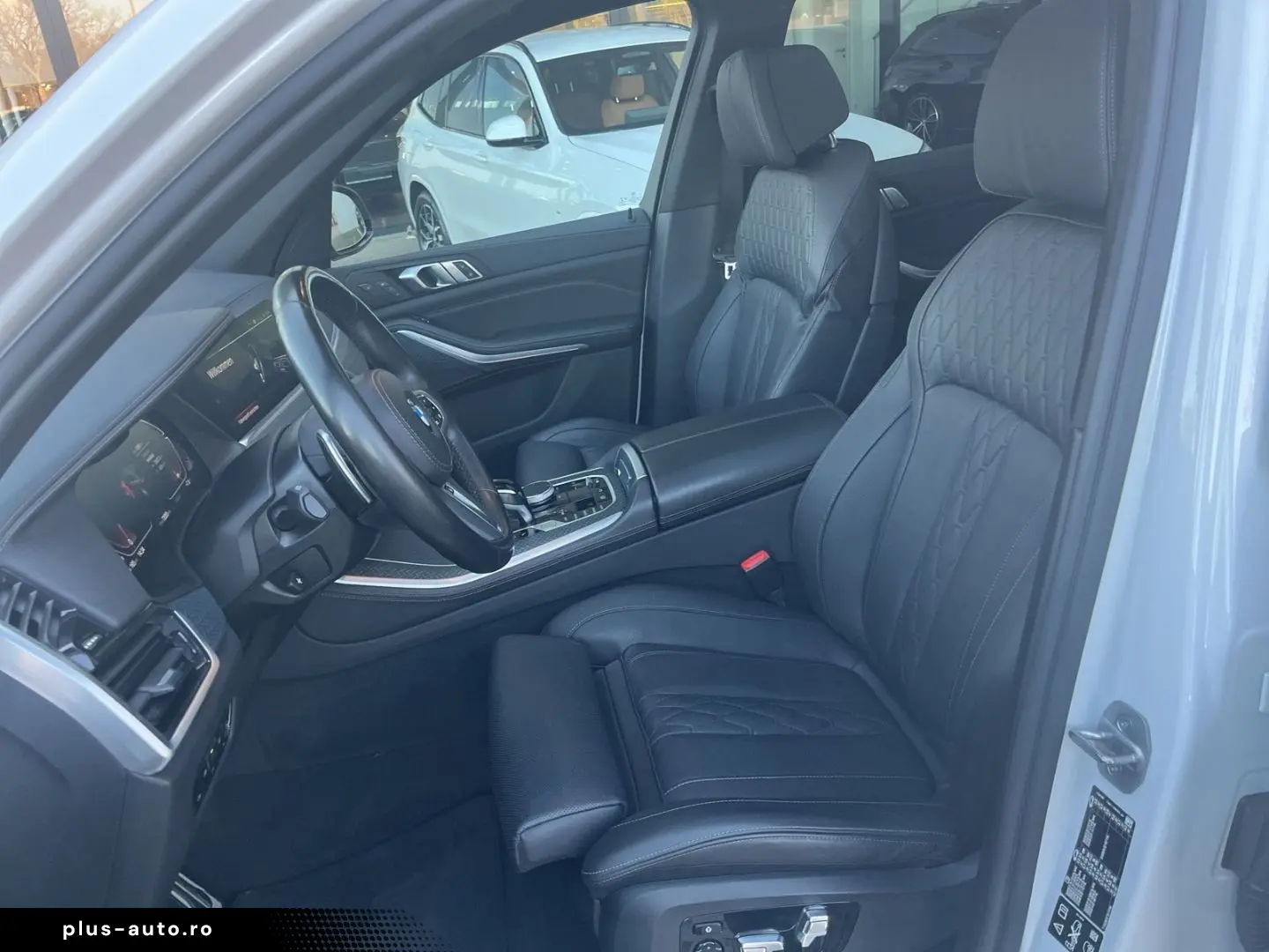 BMW X5 30d M Sport xDrive HUD AHK Pano StandHzg Navi