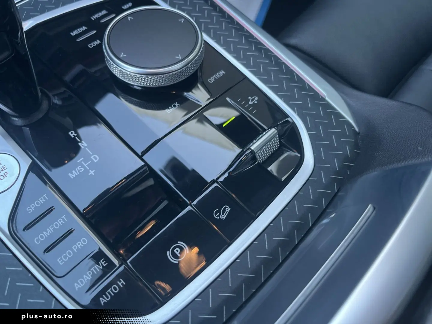 BMW X5 30d M Sport xDrive HUD AHK Pano StandHzg Navi