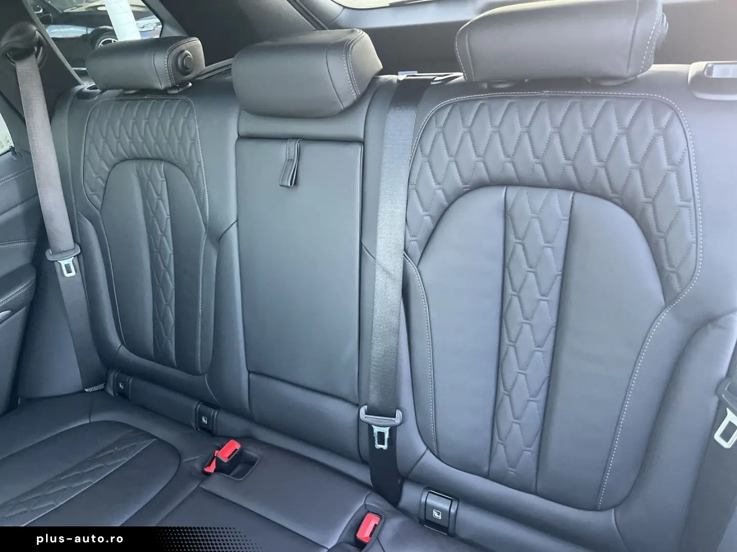 BMW X5 30d M Sport xDrive HUD AHK Pano StandHzg Navi