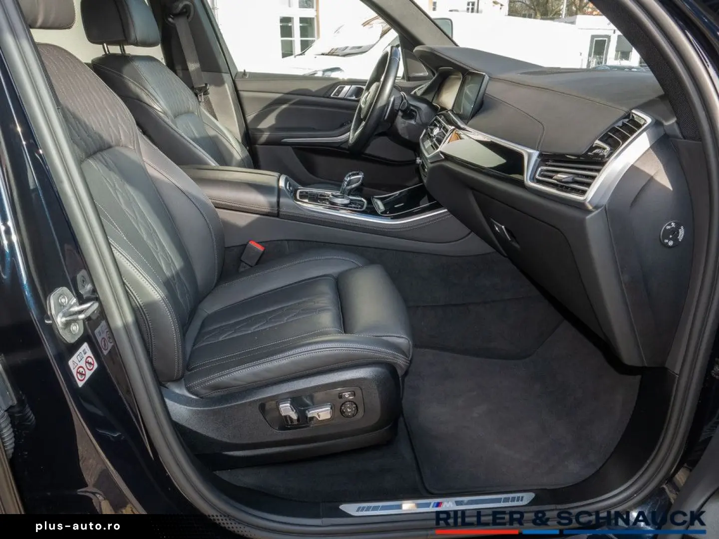 BMW X5 xDrive 40i M-Sport LASER PANO HUD LEDER H K M