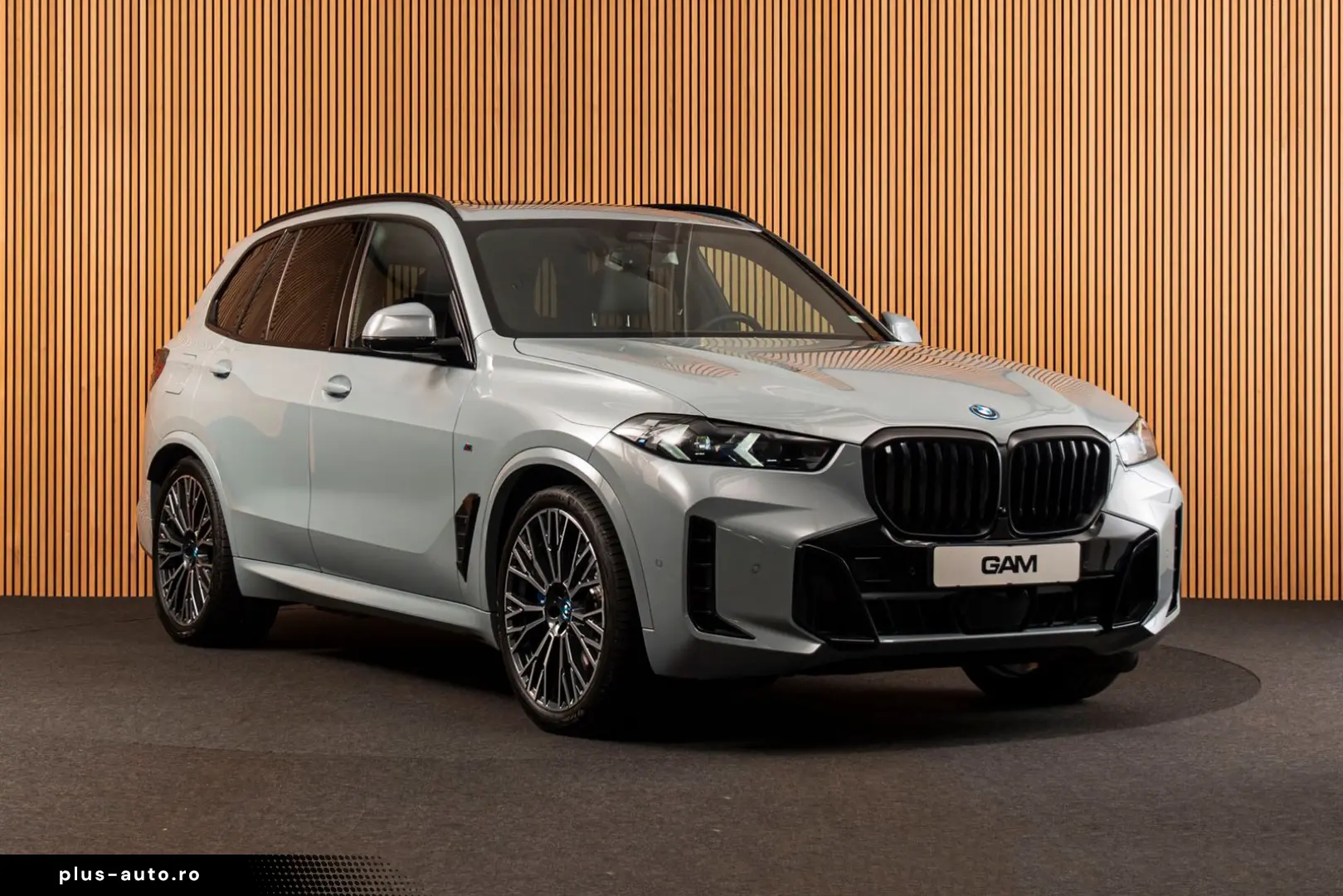 BMW X5 Xdrive50e M-SPORT-MASSAGE-TOWB-22 -CARBON