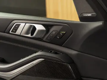 BMW X5 Xdrive50e M-SPORT-MASSAGE-TOWB-22 -CARBON