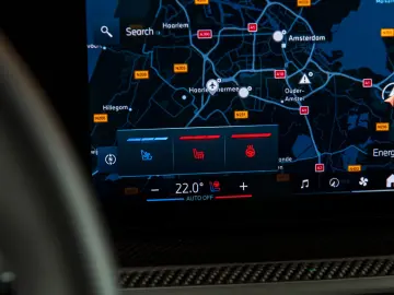 BMW X5 Xdrive50e M-SPORT-MASSAGE-TOWB-22 -CARBON