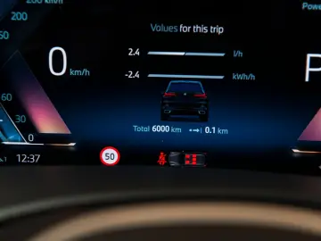 BMW X5 Xdrive50e M-SPORT-MASSAGE-TOWB-22 -CARBON