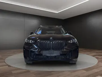 BMW X5 xDrive30d Park-Assist M Sportpaket Pano Trave