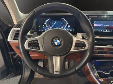 BMW X5 xDrive30d Park-Assist M Sportpaket Pano Trave