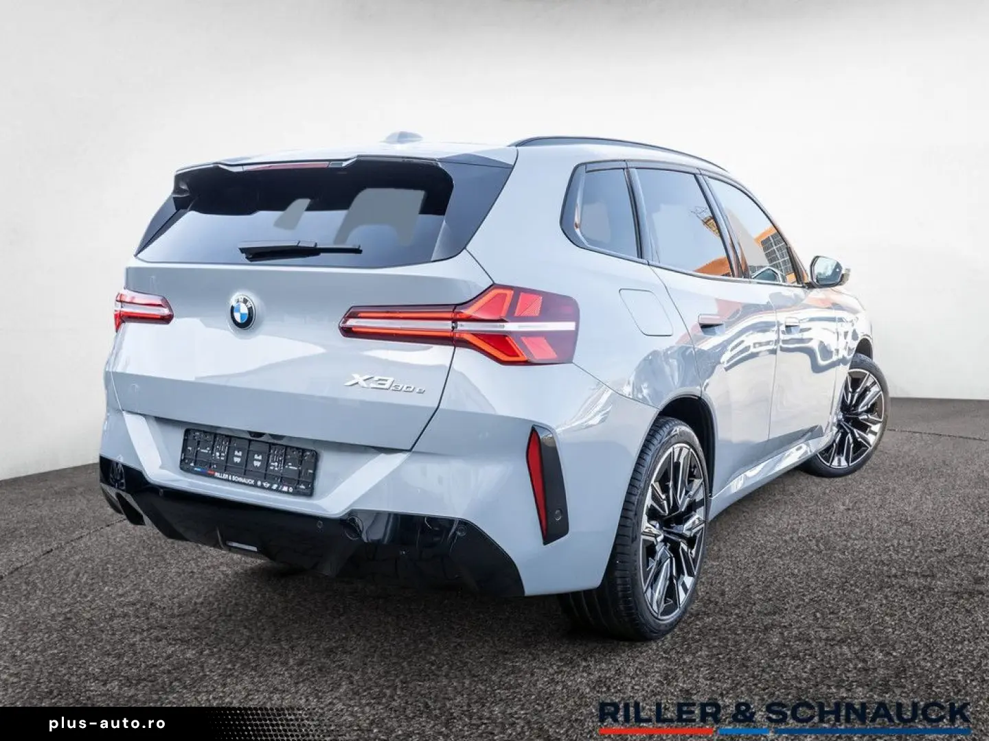 BMW X3 xDrive 30e M-Sport NAVI AHK ACC LED PANO 360