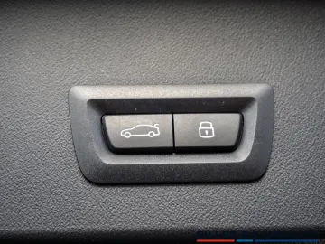 BMW X3 xDrive 30e M-Sport NAVI AHK ACC LED PANO 360