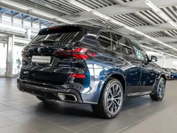BMW X5 xDrive30d M Sport HUD PANO 360 KAM
