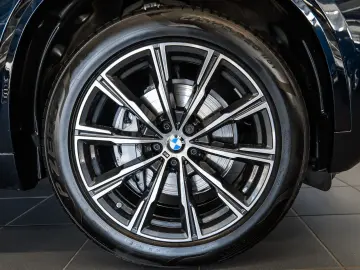 BMW X5 xDrive30d M Sport HUD PANO 360 KAM