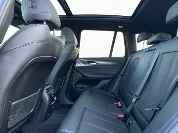 BMW X3 xDrive30e M Sport ACC 360  H K HUD AHK Pano