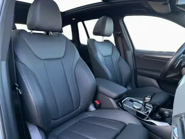 BMW X3 xDrive30e M Sport ACC 360  H K HUD AHK Pano