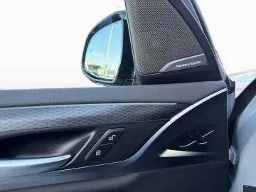 BMW X3 xDrive30e M Sport ACC 360  H K HUD AHK Pano