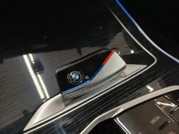 BMW X5 30 d xDrive M Sport Iconic Glow Komfort Pano.