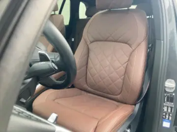 BMW X5 xDrive 30d M-Sport AHK Panodach Luftfederung