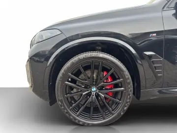 BMW X5 xDr30d M Sportpaket LED Navi SkyLounge ParkAs