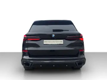 BMW X5 xDr30d M Sportpaket LED Navi SkyLounge ParkAs