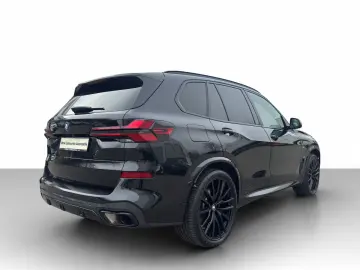 BMW X5 xDr30d M Sportpaket LED Navi SkyLounge ParkAs