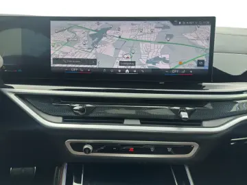 BMW X5 xDr30d M Sportpaket LED Navi SkyLounge ParkAs