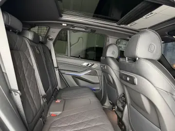 BMW X5 30d M-SPORT ICONIC CARBON PANO 360 HUD H&K