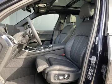 BMW X5 xDrive30d SAG M Sport AHK PanSky Soft hk iGlo