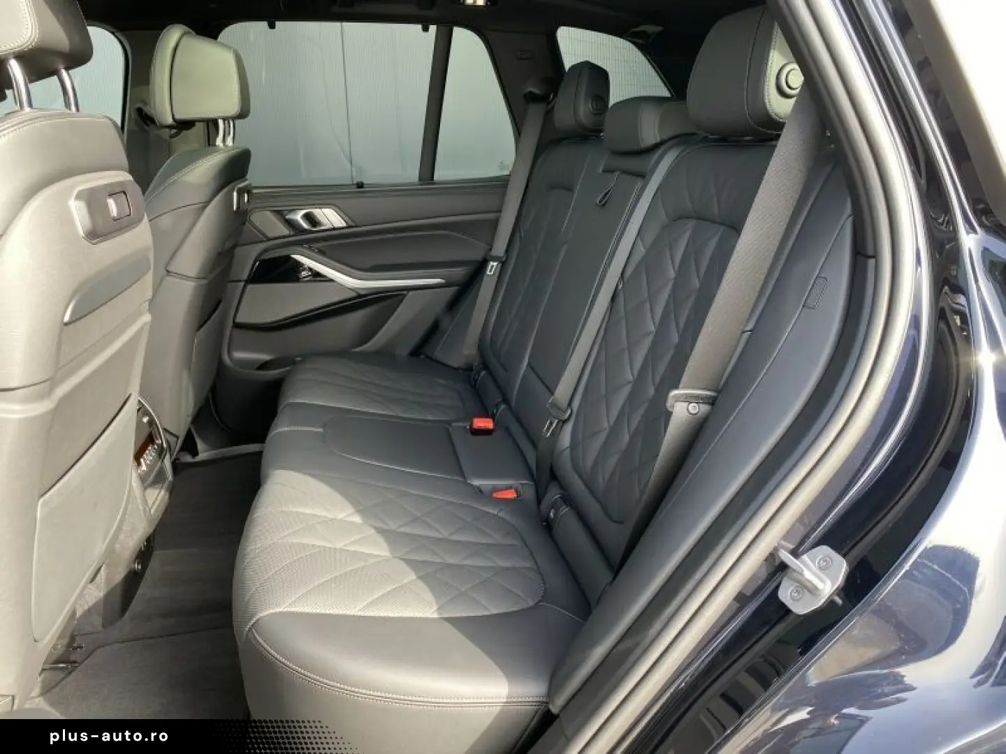 BMW X5 xDrive30d SAG M Sport AHK PanSky Soft hk iGlo