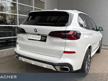 BMW X5 xDrive30d A M-Sport Pano AHK DAProf Autom