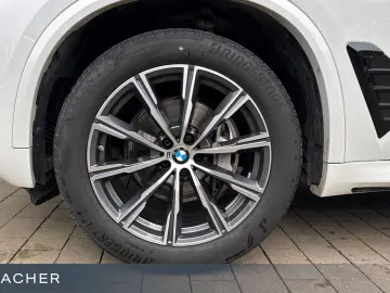 BMW X5 xDrive30d A M-Sport Pano AHK DAProf Autom