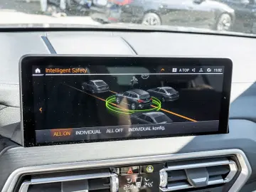 BMW X3 xDrive 30i M-Sport STANDHZ LASER PANO AHK H K