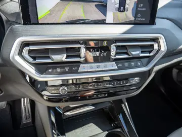 BMW X3 xDrive 30i M-Sport STANDHZ LASER PANO AHK H K