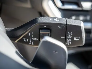 BMW X3 xDrive 30i M-Sport STANDHZ LASER PANO AHK H K