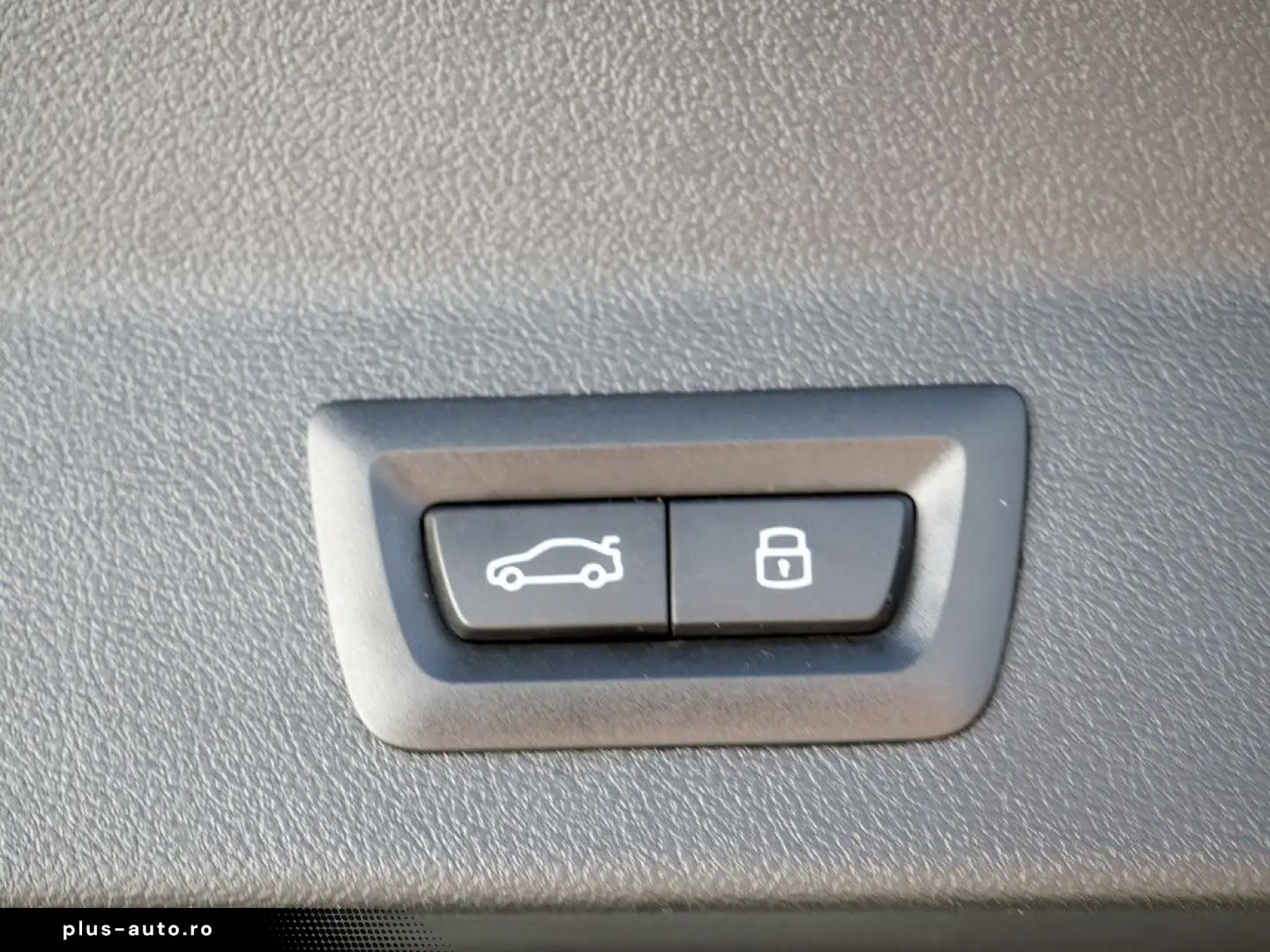 BMW X3 xDrive 30i M-Sport STANDHZ LASER PANO AHK H K