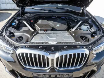 BMW X3 xDrive 30i M-Sport STANDHZ LASER PANO AHK H K